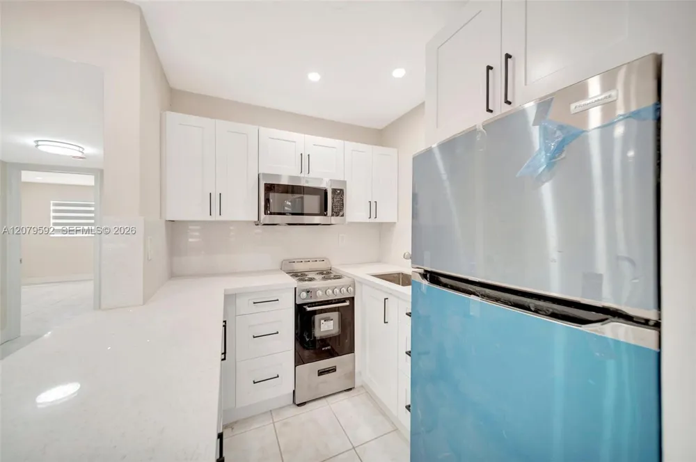 4051 NE 13th Ave #57-3 Oakland Park, FL 33334