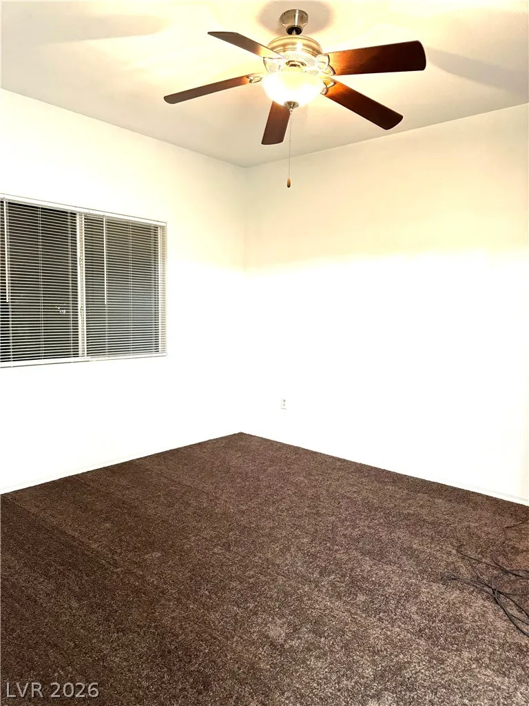1050 E Cactus Avenue #2072 Las Vegas, NV 89183