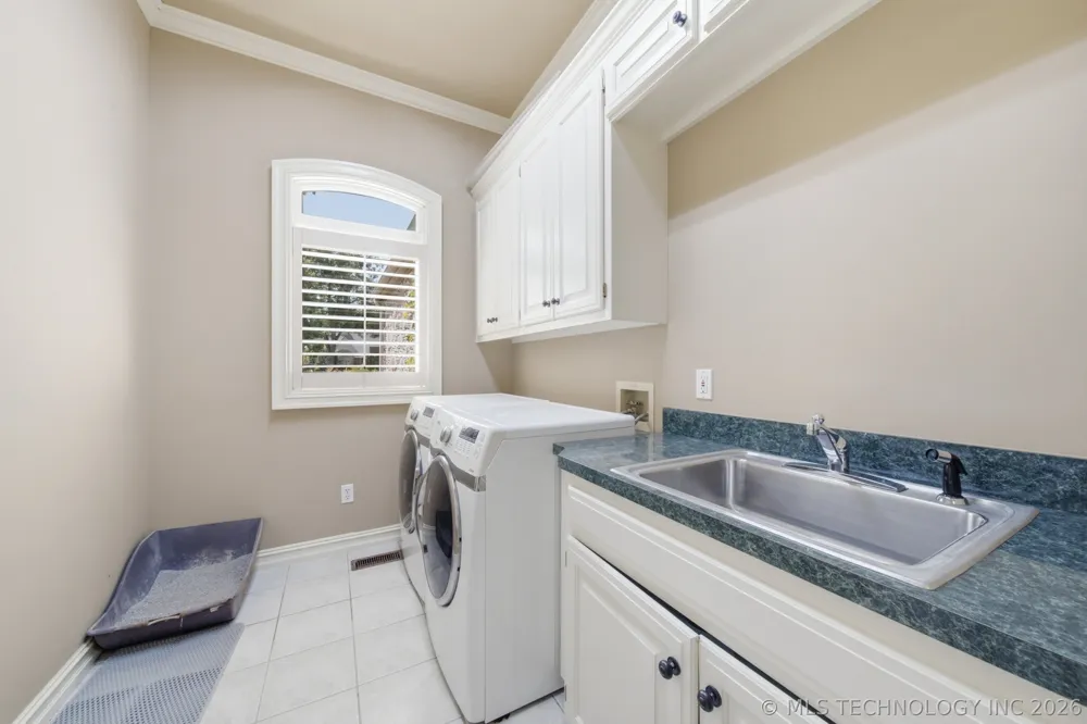 10153 S Maplewood Avenue Tulsa, OK 74137