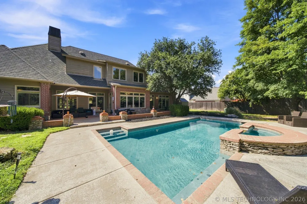 10153 S Maplewood Avenue Tulsa, OK 74137
