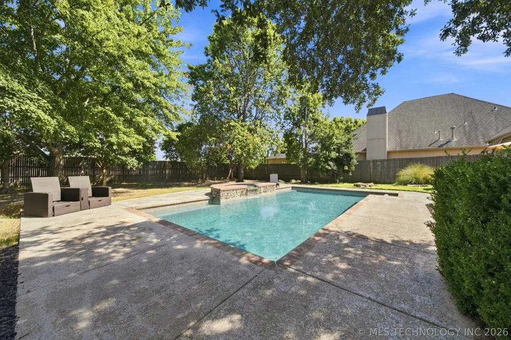 10153 S Maplewood Avenue Tulsa, OK 74137