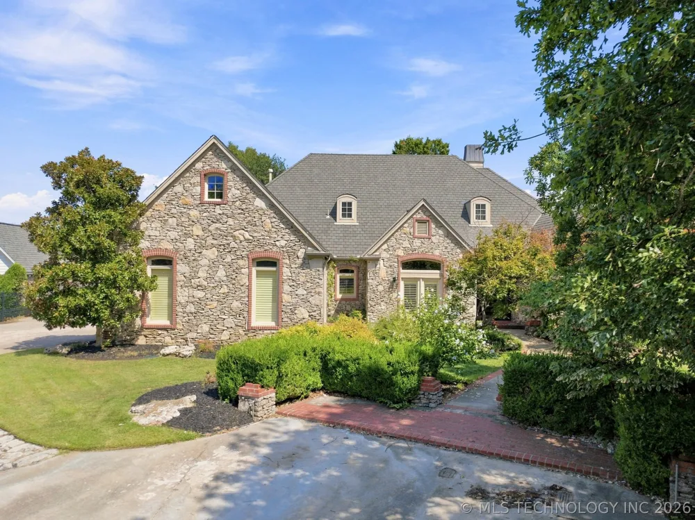 10153 S Maplewood Avenue Tulsa, OK 74137