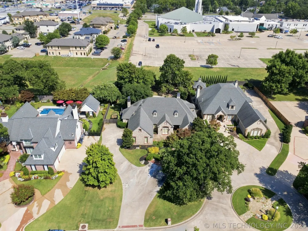 10153 S Maplewood Avenue Tulsa, OK 74137