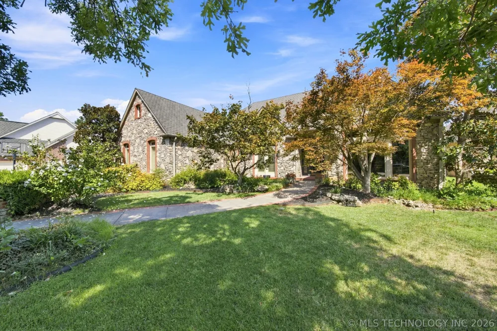 10153 S Maplewood Avenue Tulsa, OK 74137