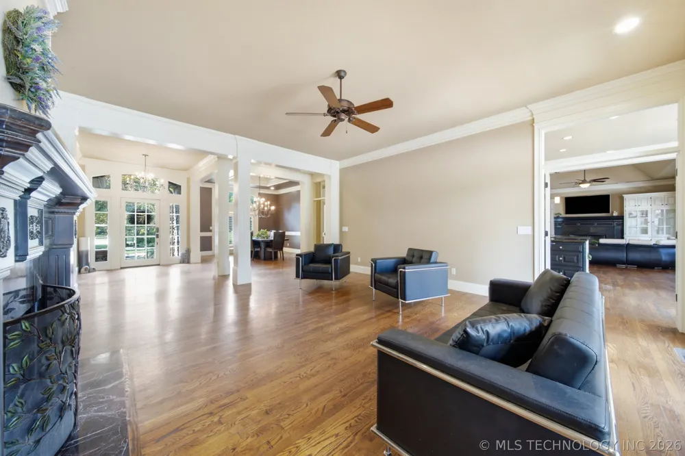 10153 S Maplewood Avenue Tulsa, OK 74137