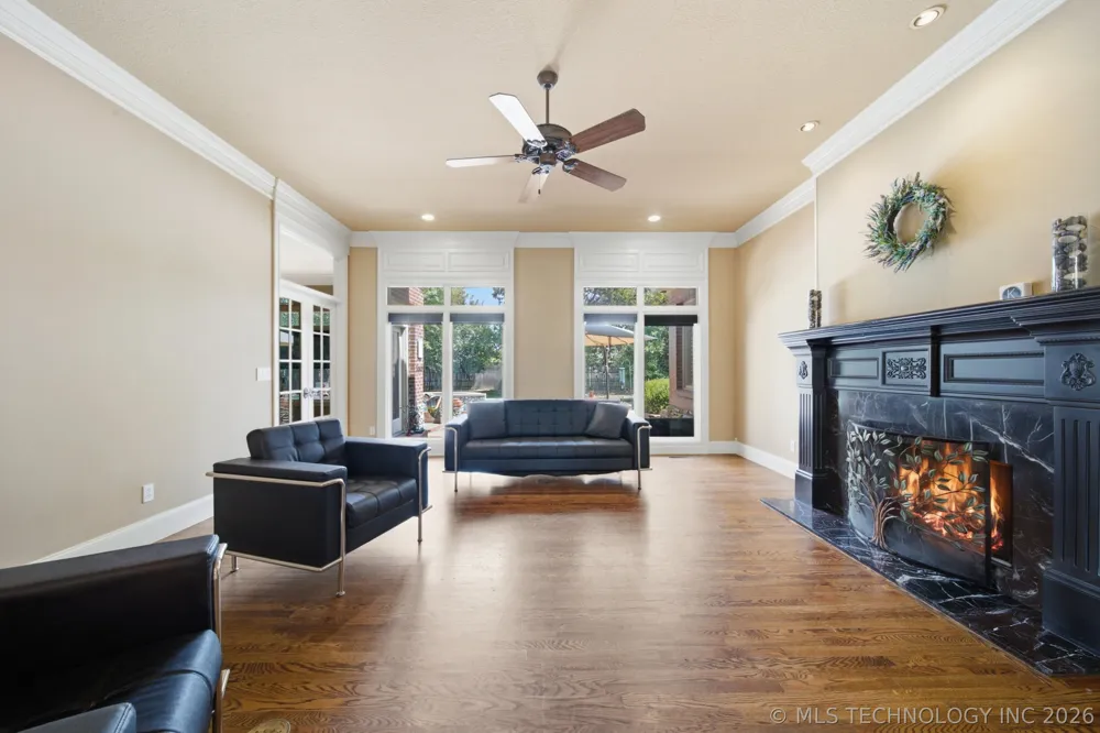 10153 S Maplewood Avenue Tulsa, OK 74137
