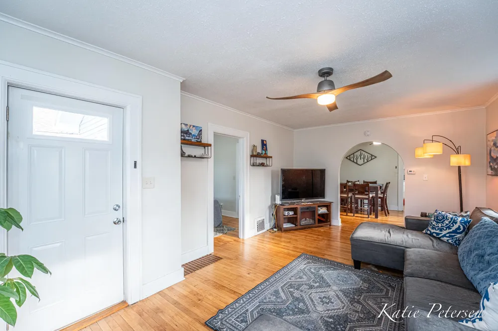 1843 Fair Avenue Muskegon City, MI 49441