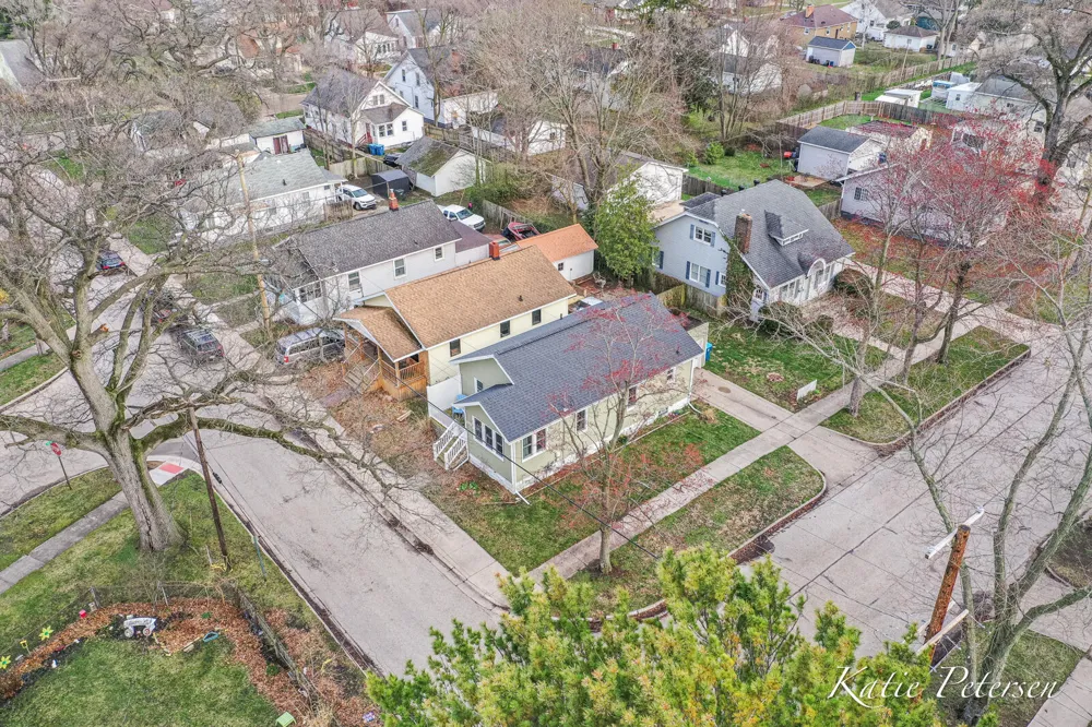 1843 Fair Avenue Muskegon City, MI 49441