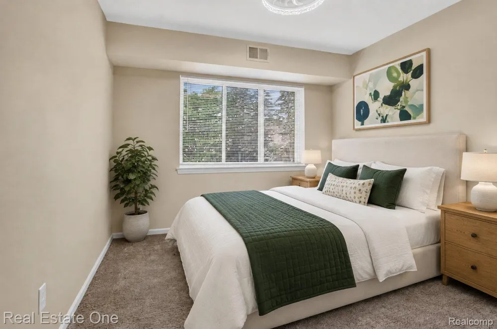 1655 Riverside Drive #12 Rochester Hills City, MI 48309