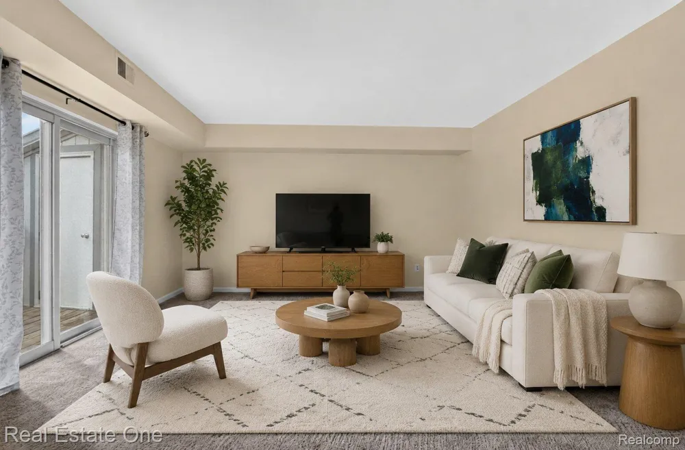 1655 Riverside Drive #12 Rochester Hills City, MI 48309