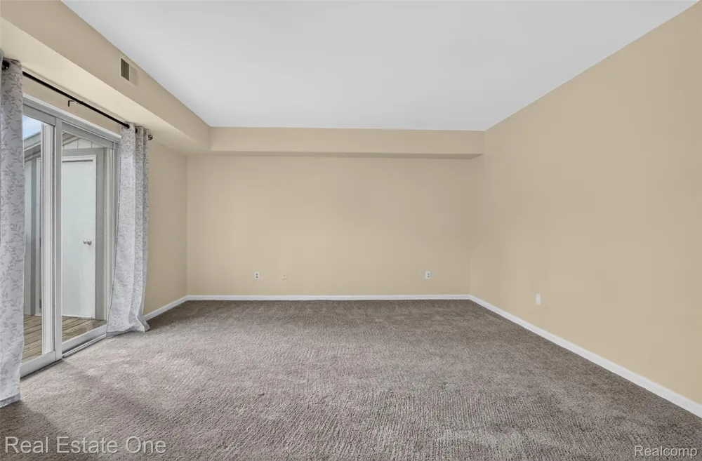 1655 Riverside Drive #12 Rochester Hills City, MI 48309