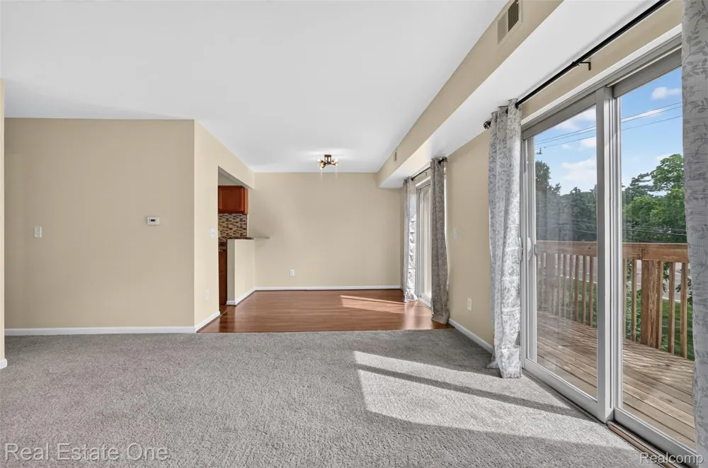 1655 Riverside Drive #12 Rochester Hills City, MI 48309
