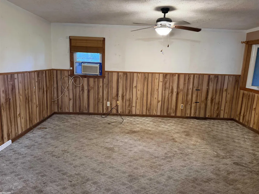 2233 North Channel Drive Clay Township, MI 48028