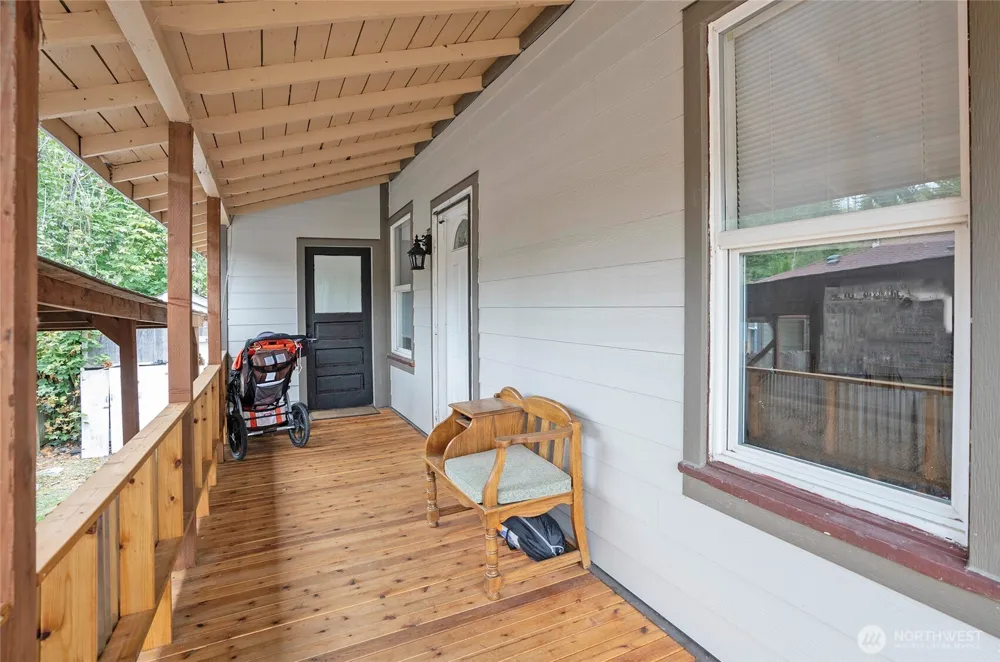 110 Alder Street E Eatonville, WA 98328