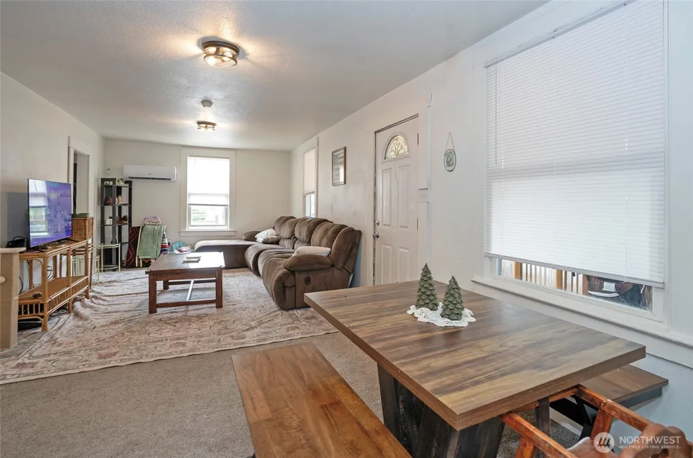 110 Alder Street E Eatonville, WA 98328