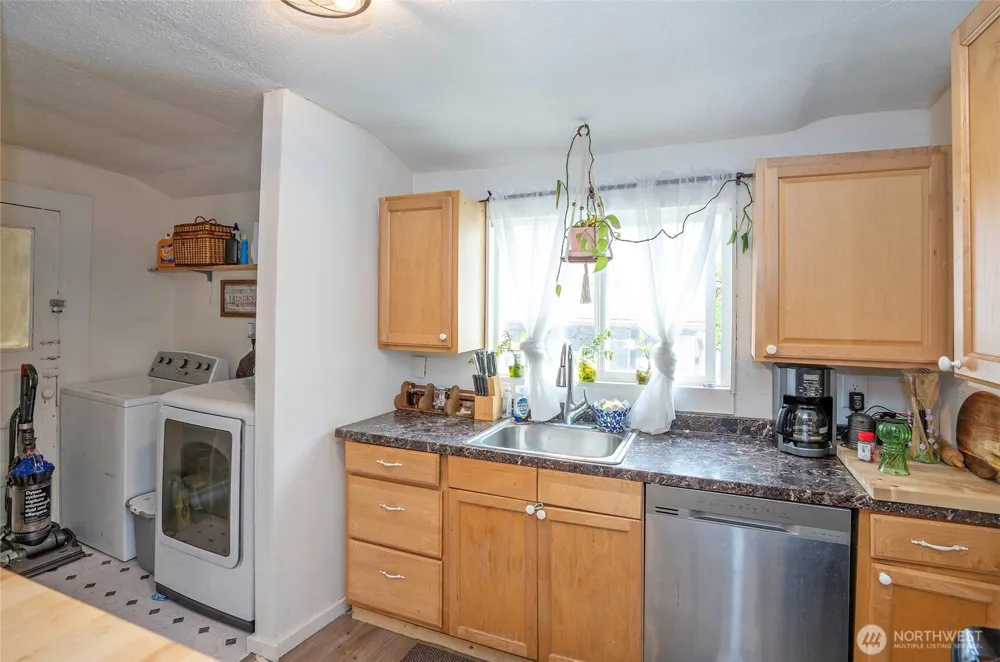110 Alder Street E Eatonville, WA 98328