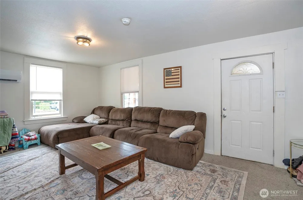 110 Alder Street E Eatonville, WA 98328