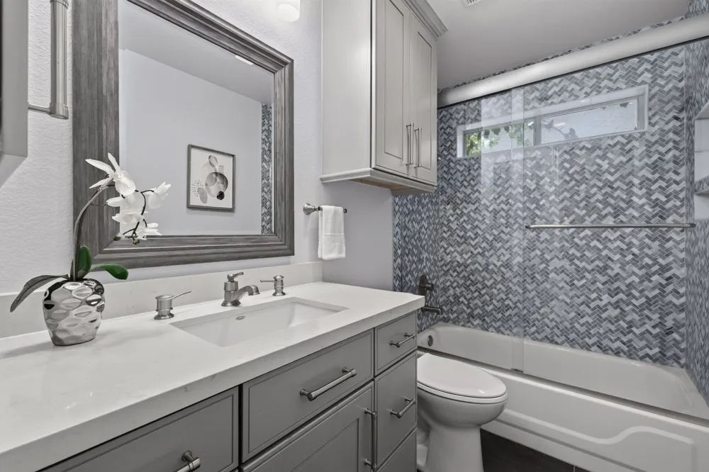 13536 Anarosa Loop Austin, TX 78727