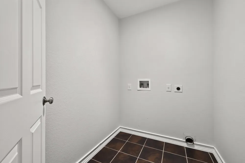 13536 Anarosa Loop Austin, TX 78727