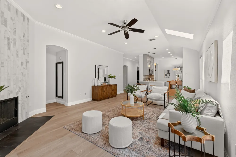 13536 Anarosa Loop Austin, TX 78727