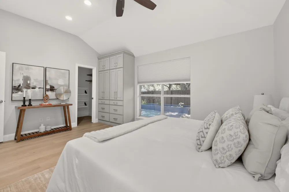 13536 Anarosa Loop Austin, TX 78727
