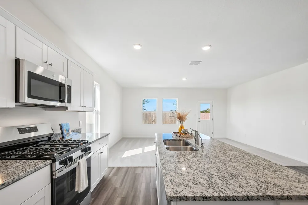 1305 Morris Loop San Marcos, TX 78666