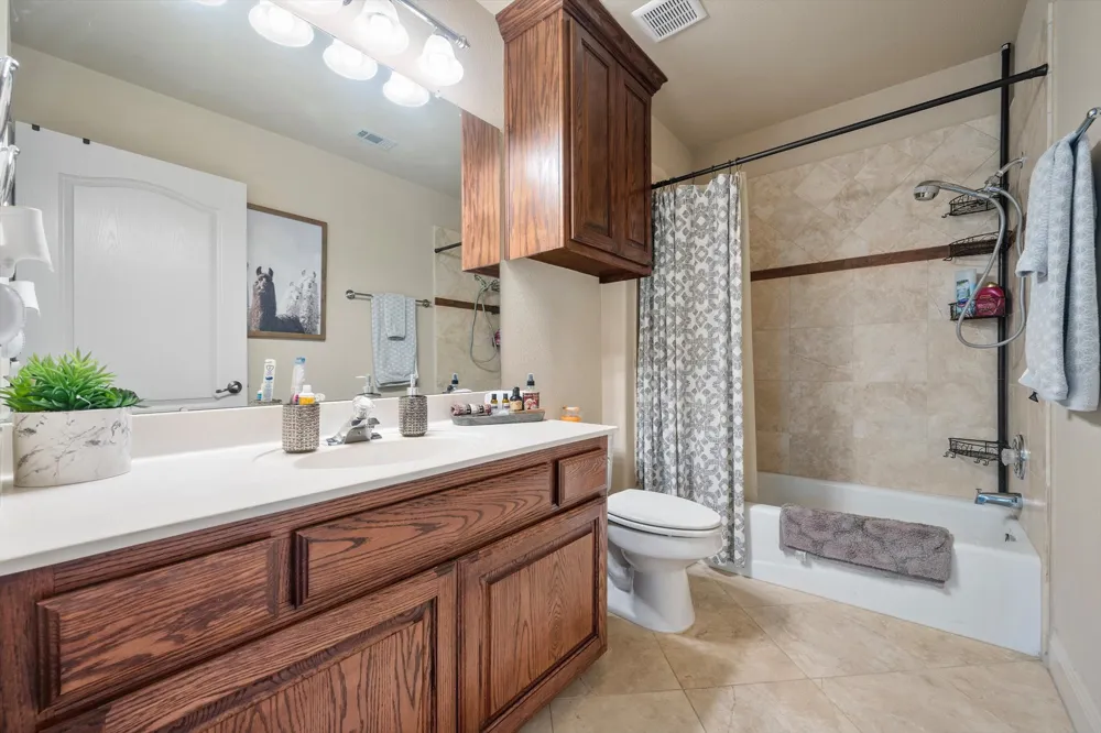 20503 Houston Cove Lago Vista, TX 78645
