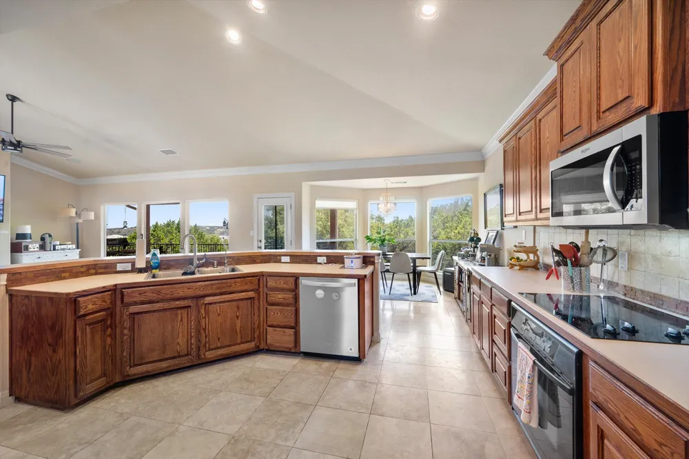20503 Houston Cove Lago Vista, TX 78645