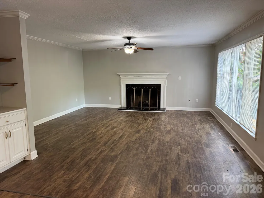 1611 Plantation Trail Gastonia, NC 28056