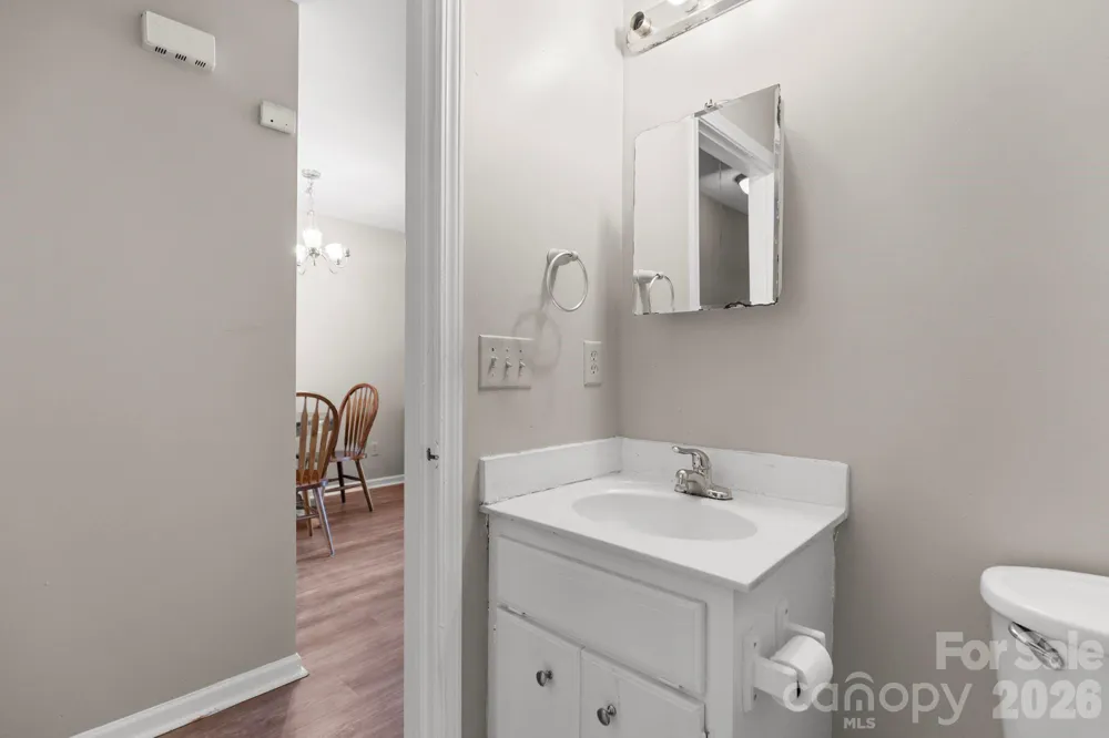 206 Oakland Avenue Greer, SC 29650