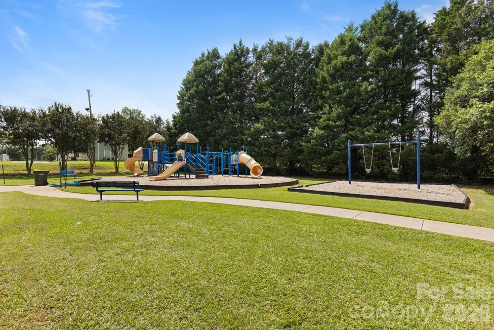 206 Oakland Avenue Greer, SC 29650