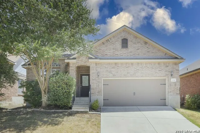 5718 Thunder Oaks San Antonio, TX 78261