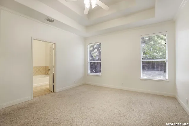 5718 Thunder Oaks San Antonio, TX 78261