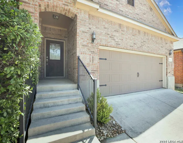 5718 Thunder Oaks San Antonio, TX 78261