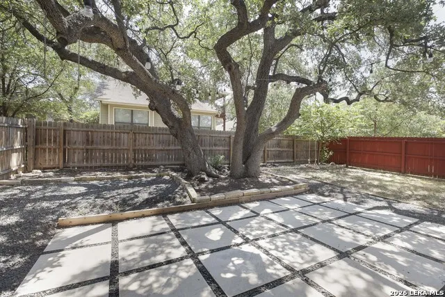 5718 Thunder Oaks San Antonio, TX 78261