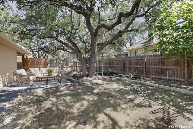 5718 Thunder Oaks San Antonio, TX 78261
