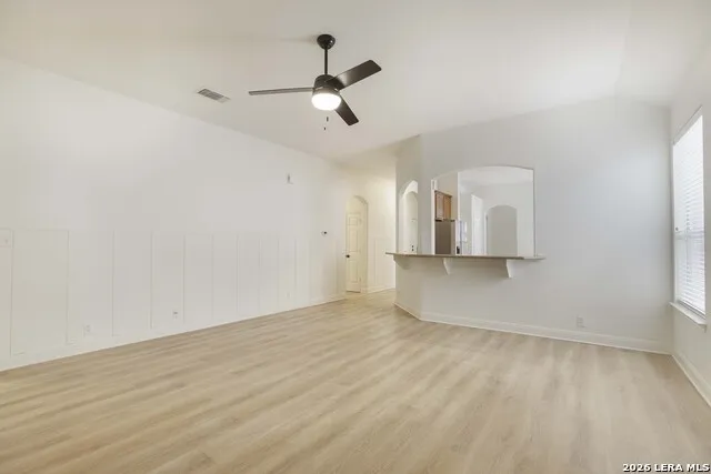 5718 Thunder Oaks San Antonio, TX 78261