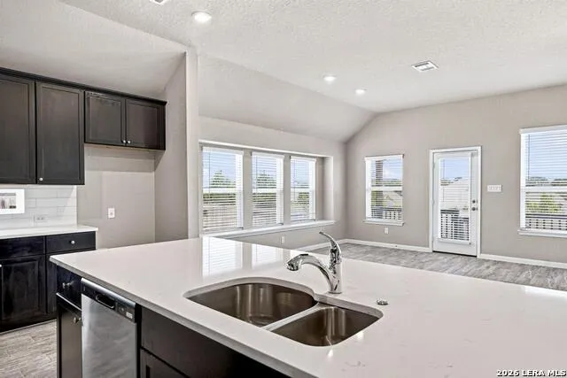 2112 Bailey Forest San Antonio, TX 78253