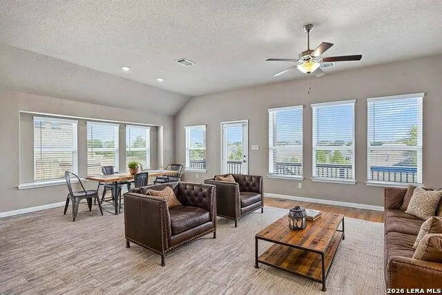 2112 Bailey Forest San Antonio, TX 78253
