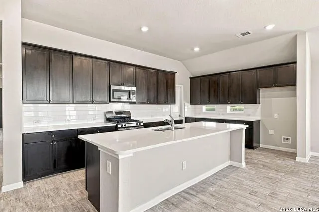 2112 Bailey Forest San Antonio, TX 78253
