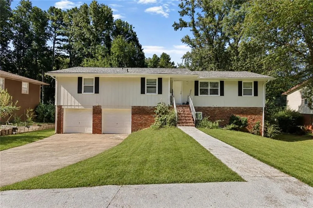 1563 Greenwood Drive Norcross, GA 30093