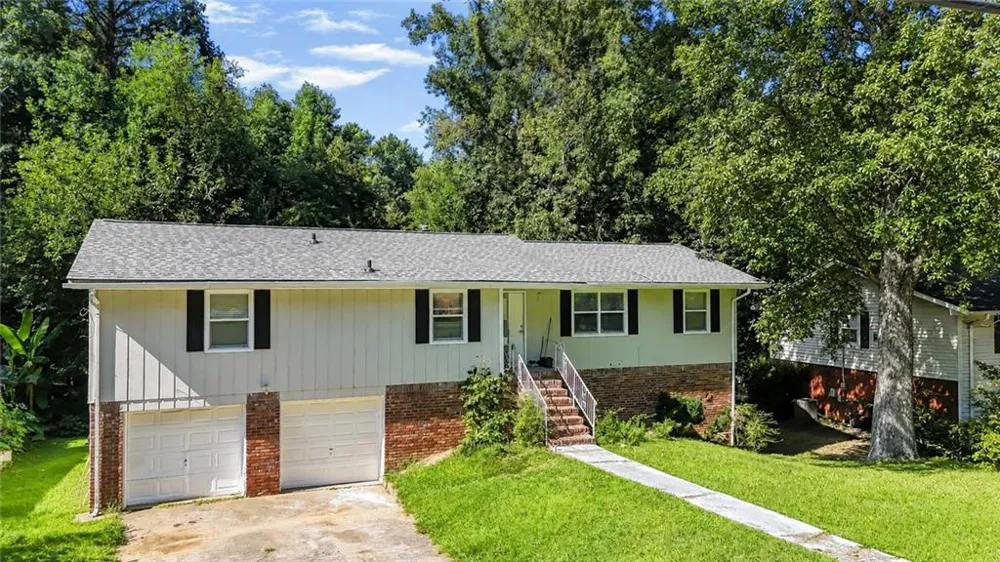 1563 Greenwood Drive Norcross, GA 30093