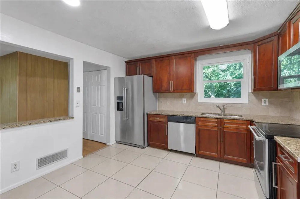1563 Greenwood Drive Norcross, GA 30093