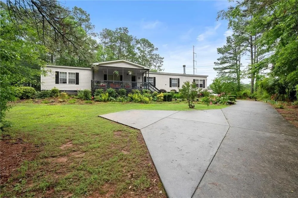 1368 Tommy Lee Cook Road Palmetto, GA 30268