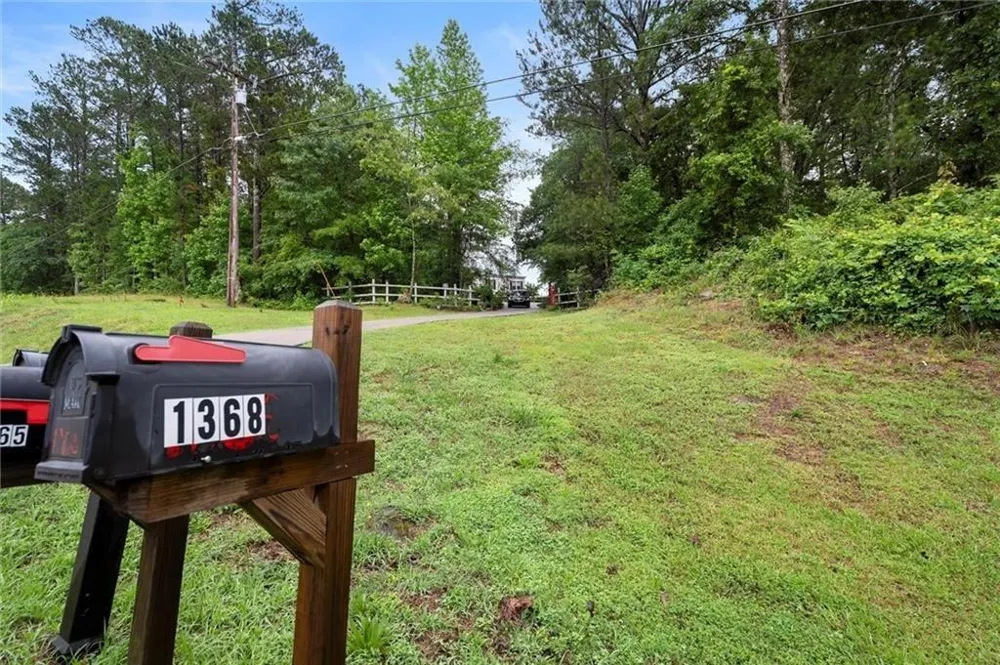 1368 Tommy Lee Cook Road Palmetto, GA 30268