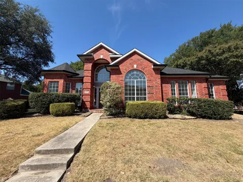 3000 Candide Lane
