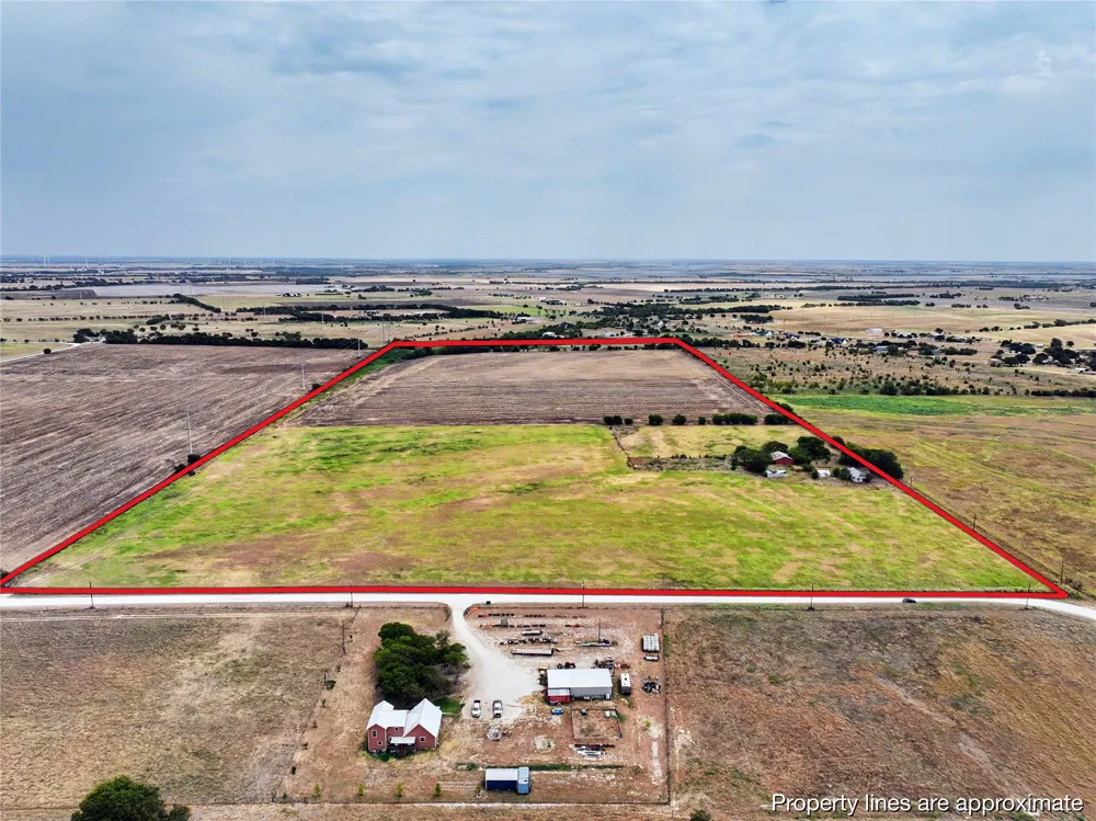 272 HCR-3106 Abbott, TX 76621