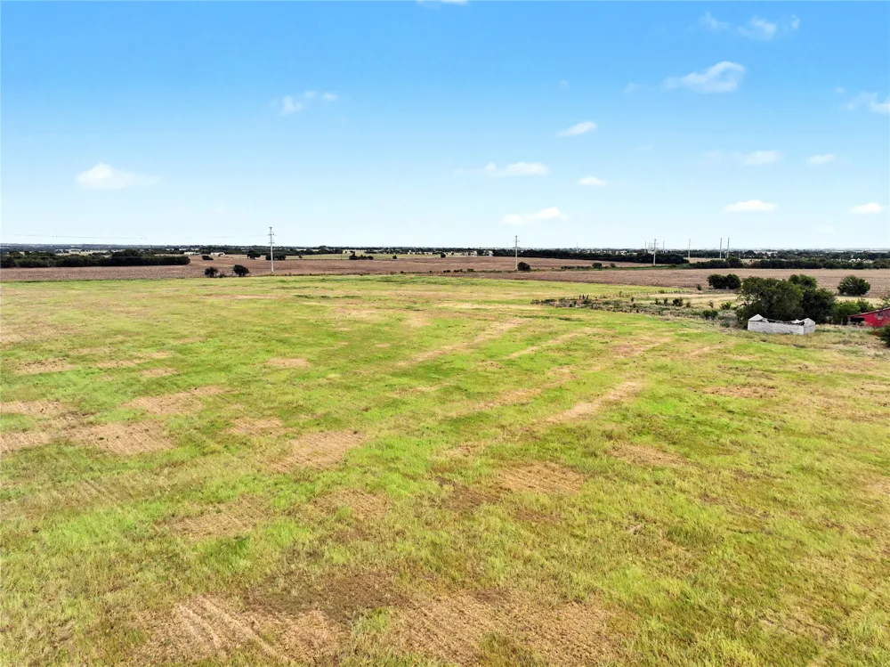 272 HCR-3106 Abbott, TX 76621