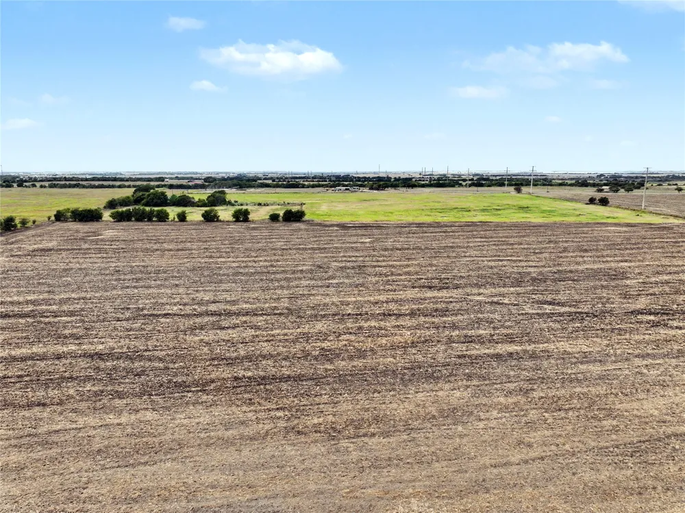 272 HCR-3106 Abbott, TX 76621