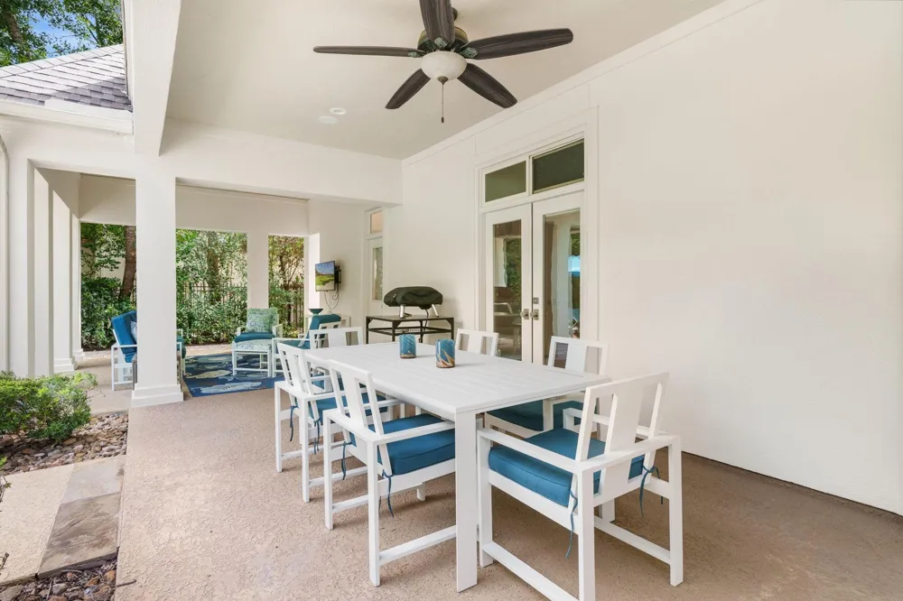 39 Palmiera Circle The Woodlands, TX 77382